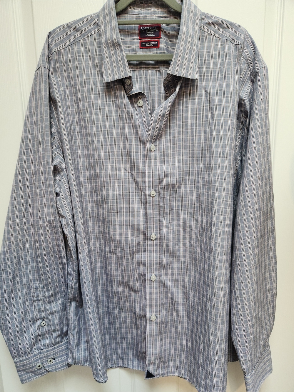 UNTUCKit Men's Blue and Gray Plaid Button-Down Shirt